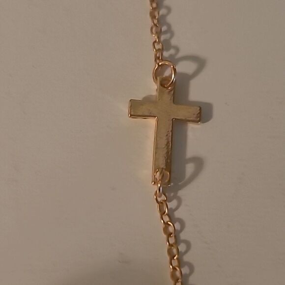 Delicate Gold Cross Bracelet - Picture 2 of 4